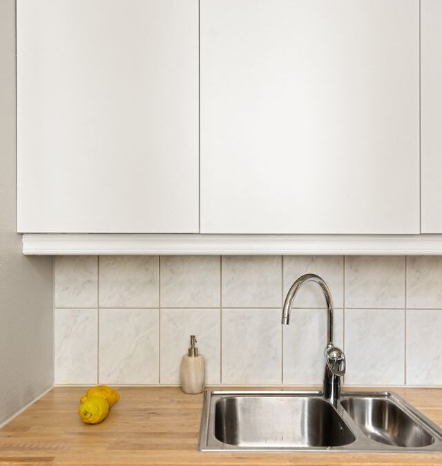 Keuken wrappen als slimme manier om te vernieuwen zonder te verbouwen